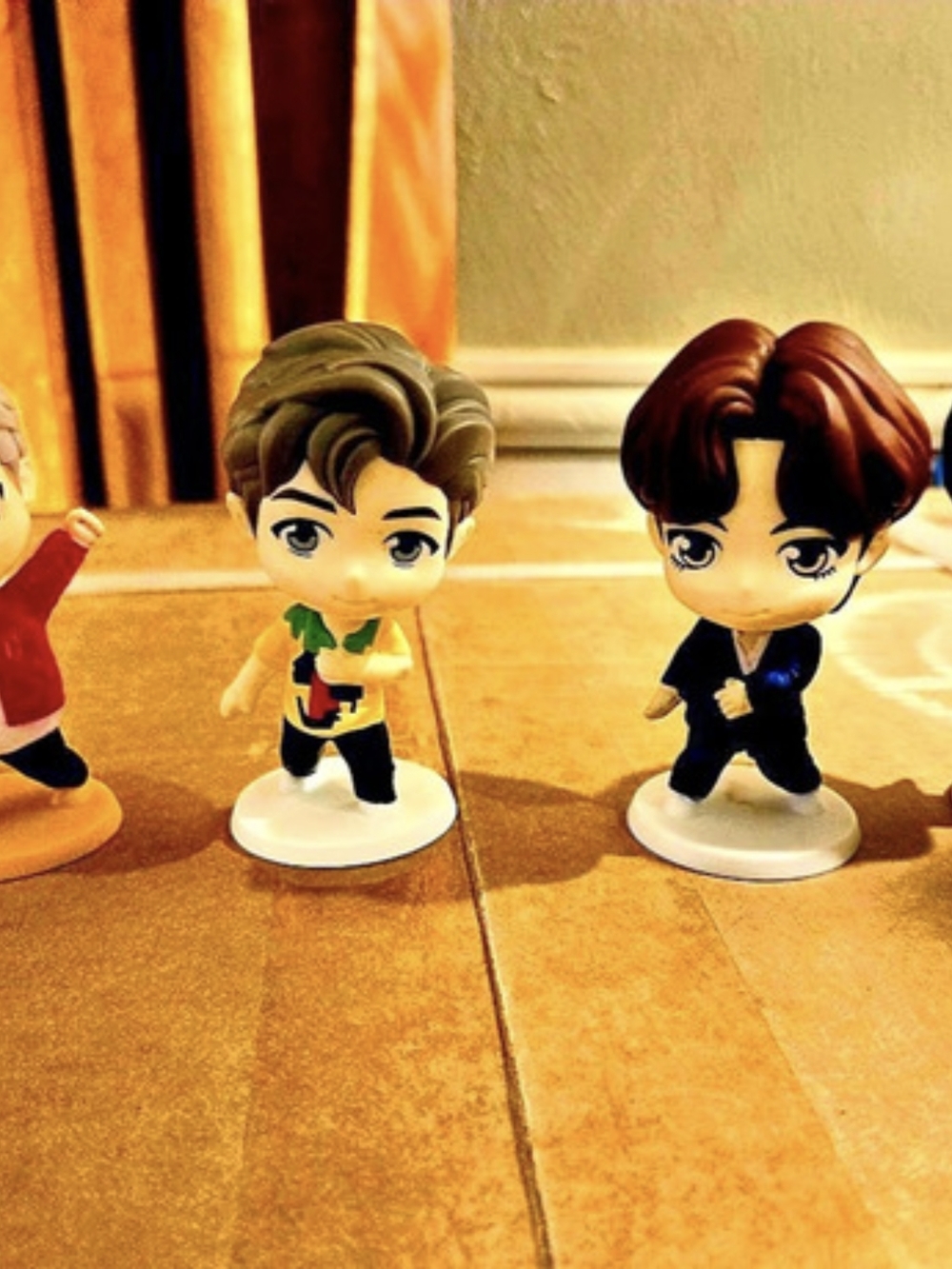 BTS K-Pop Chibi Figurines Set of 4, McDonald's TinyTAN BTS Happy Meal Toys RARE